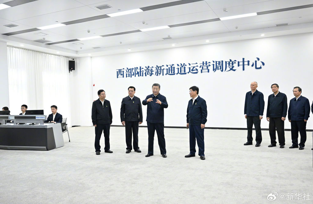 習近平在重慶考察調(diào)研