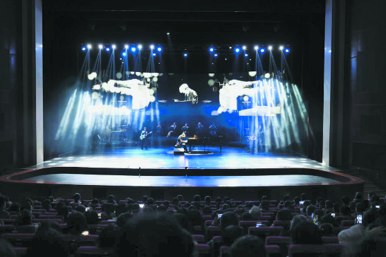 世界著名鋼琴家馬克西姆演奏會在菏舉行