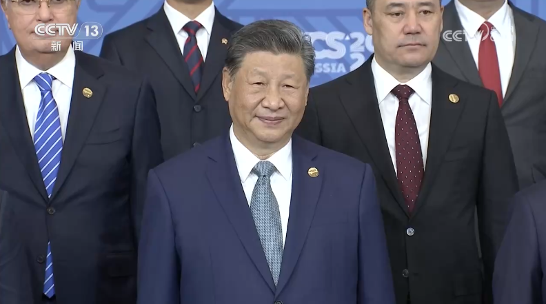 習(xí)近平出席“金磚 ”領(lǐng)導(dǎo)人對話會并發(fā)表重要講話