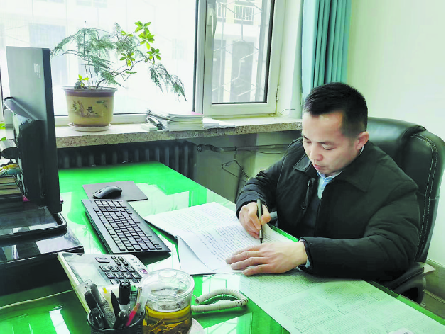 懷揣社情民意 書寫責任擔當