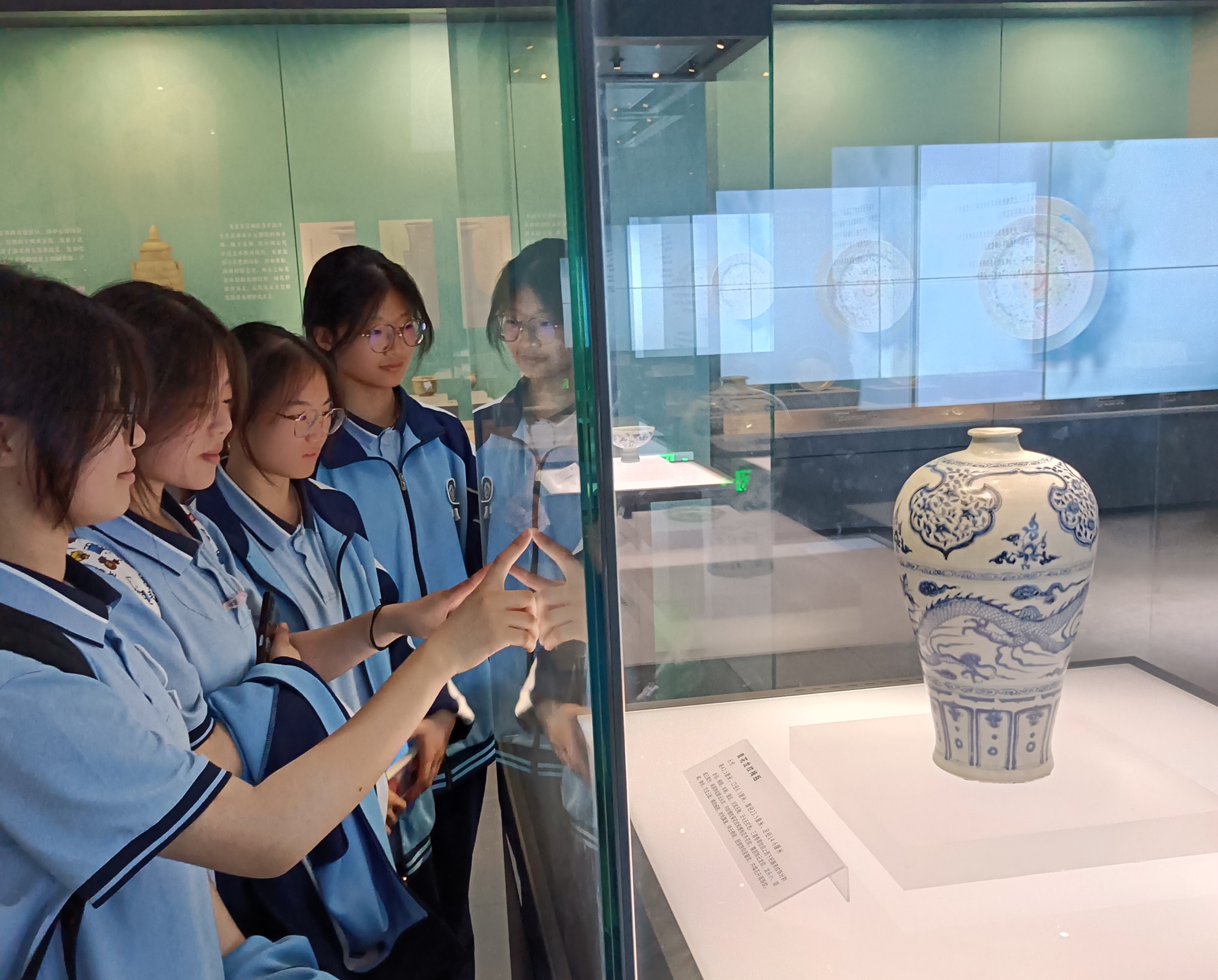 博物館內(nèi)靜悄悄 文明旅游氛圍濃