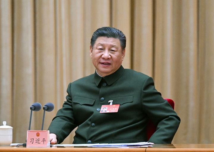 習(xí)近平在出席解放軍和武警部隊(duì)代表團(tuán)全體會議時(shí)強(qiáng)調(diào) 強(qiáng)化使命擔(dān)