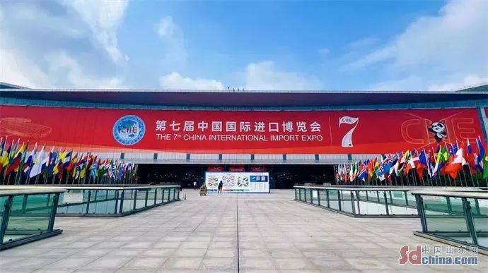 巨野工筆牡丹畫、佳農(nóng)食品……進(jìn)博會(huì)上菏澤好品“出圈” ！