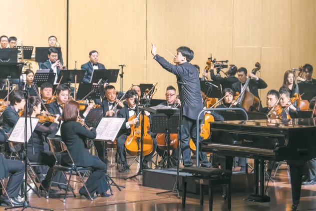 北師大學(xué)子與北京交響樂團(tuán)同臺 “京”彩文化上演《俄羅斯之夜》