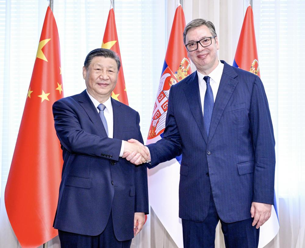 習(xí)近平同塞爾維亞總統(tǒng)武契奇舉行會(huì)談