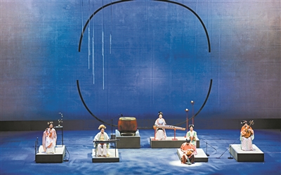 元宵舞臺(tái) 國(guó)潮古風(fēng)詩意濃