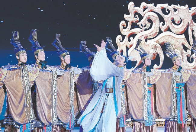 世界古典學(xué)大會(huì)上演專場(chǎng)演出 彰顯東西方古典文明和羹之美