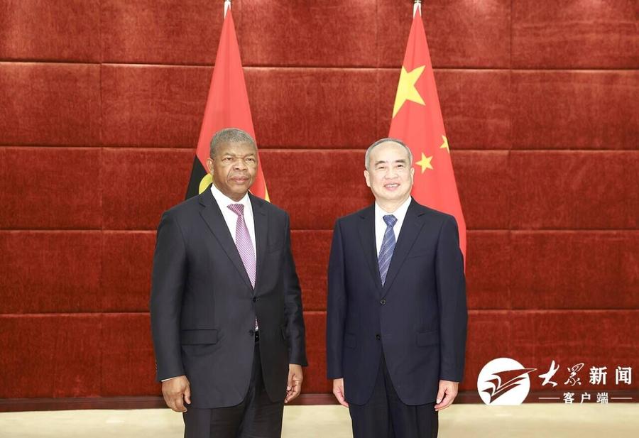 安哥拉總統(tǒng)洛倫索來魯訪問