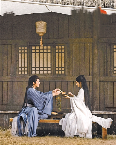 新劇開(kāi)播再演情侶 趙麗穎林更新《與鳳行》中守護(hù)三界
