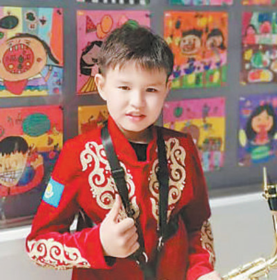 阿米爾汗在云南昆明參加第三屆“漢語橋”世界小學(xué)生中文秀活動。受訪者供圖