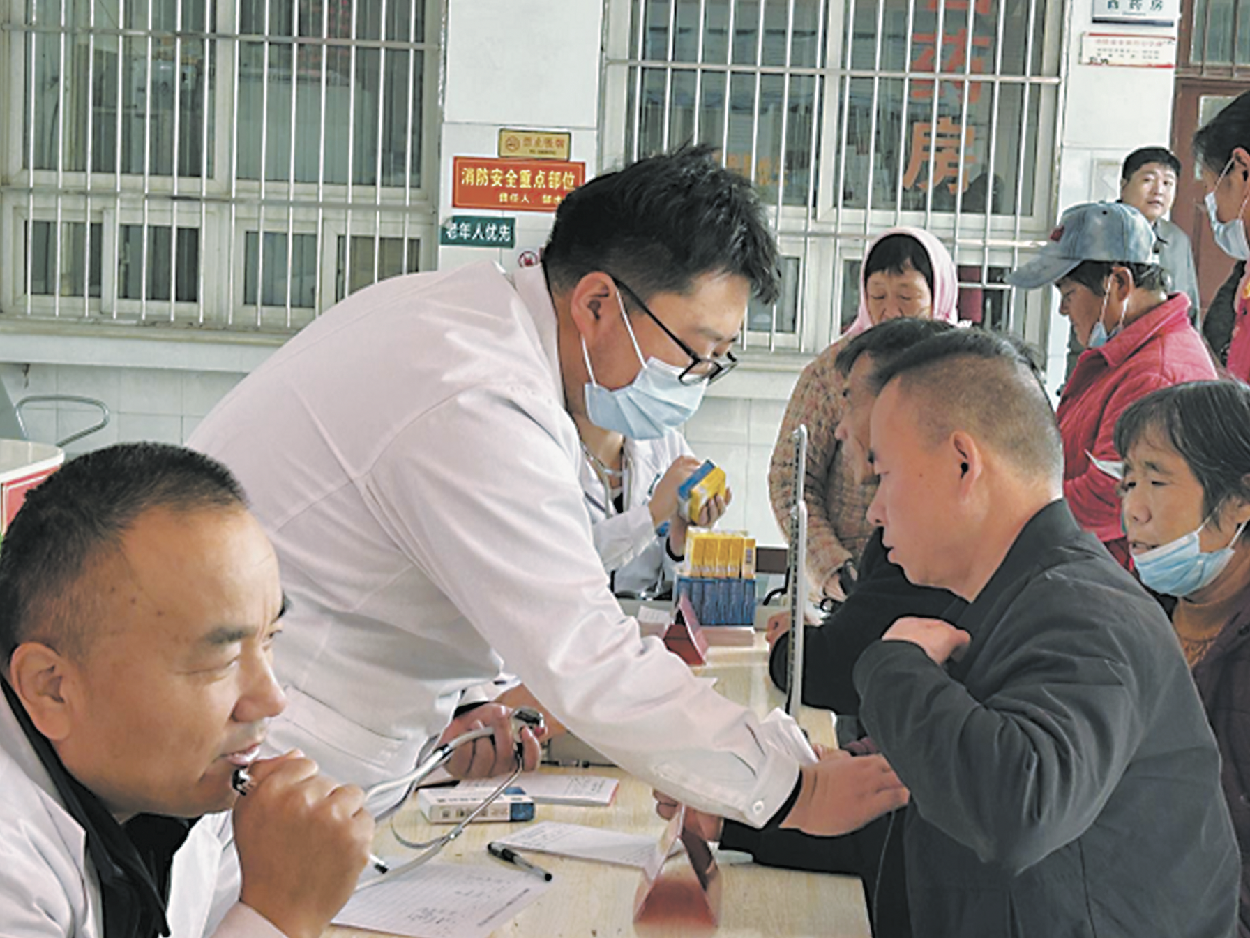 愛心義診送健康 貼心服務暖人心
