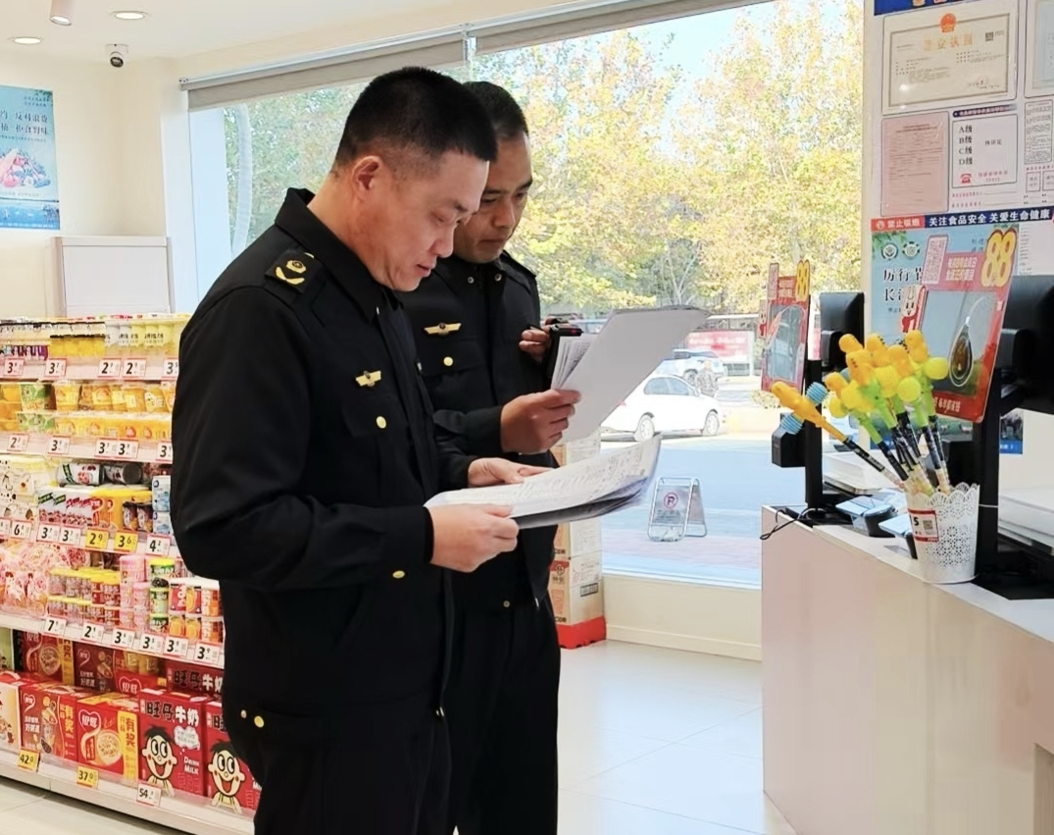 開展零食專項檢查 護(hù)航食品消費安全